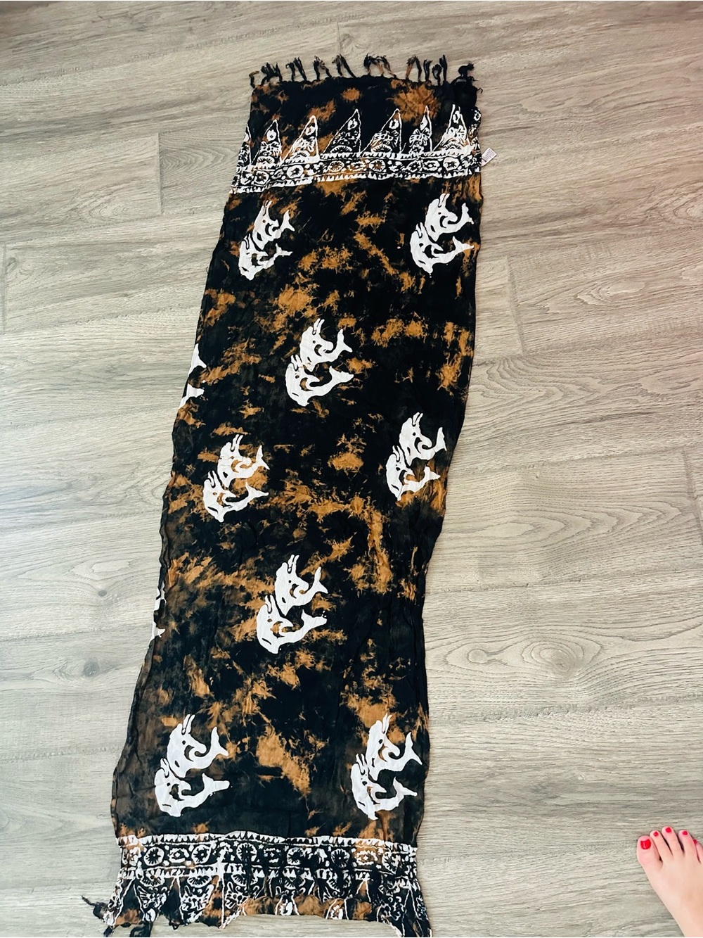 Black & Rust Tie-Dye Elephant Print Scarf